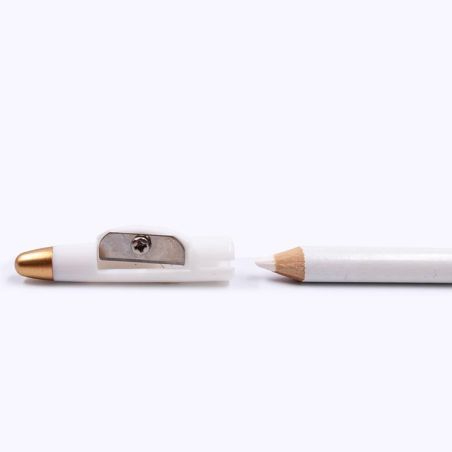 White marker pen